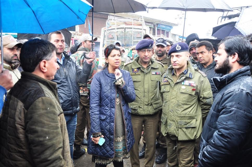 Yasha Mudgal visits Baramulla town